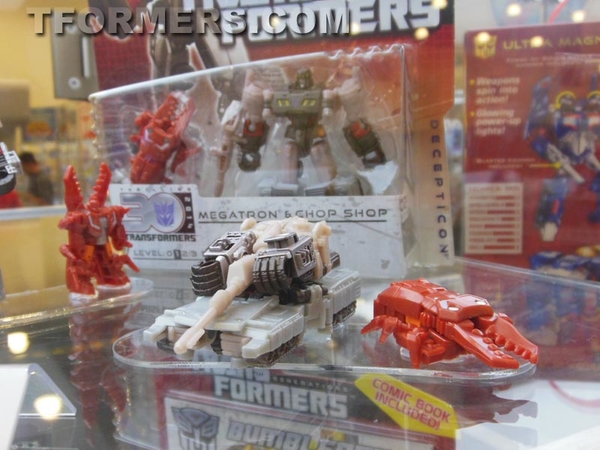 Transformers=botcon 2013 Generatations Prime Paltinum  (145 of 424)